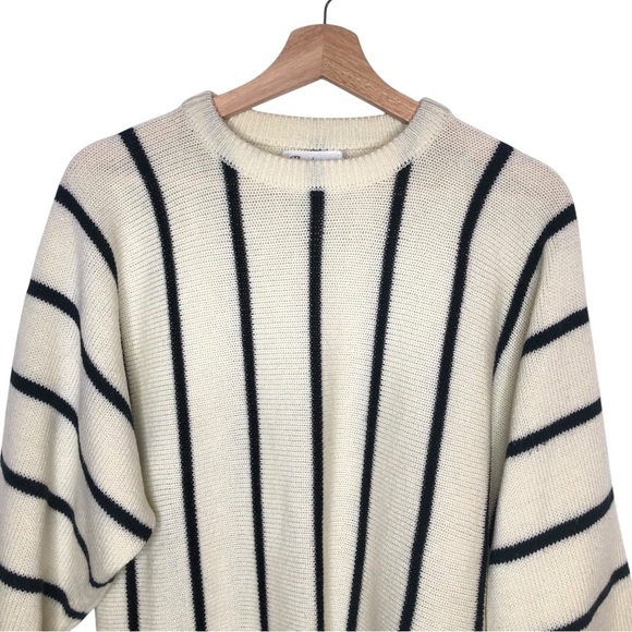 VINTAGE 80s Partners by Mervyns Cream Black Stripe Crewneck Tunic Sweater Medium - Picture 2 of 7